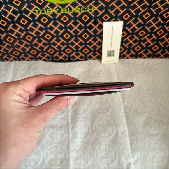 Tory Burch T Monogram Puffy Patent Embossed Card Case Tory Red - Picture 2 of 6